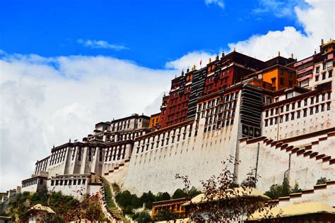 𝗧𝗛𝗘 𝟭𝟬 𝗕𝗘𝗦𝗧 Hotels in Tibet of Mar 2024 (with Prices).